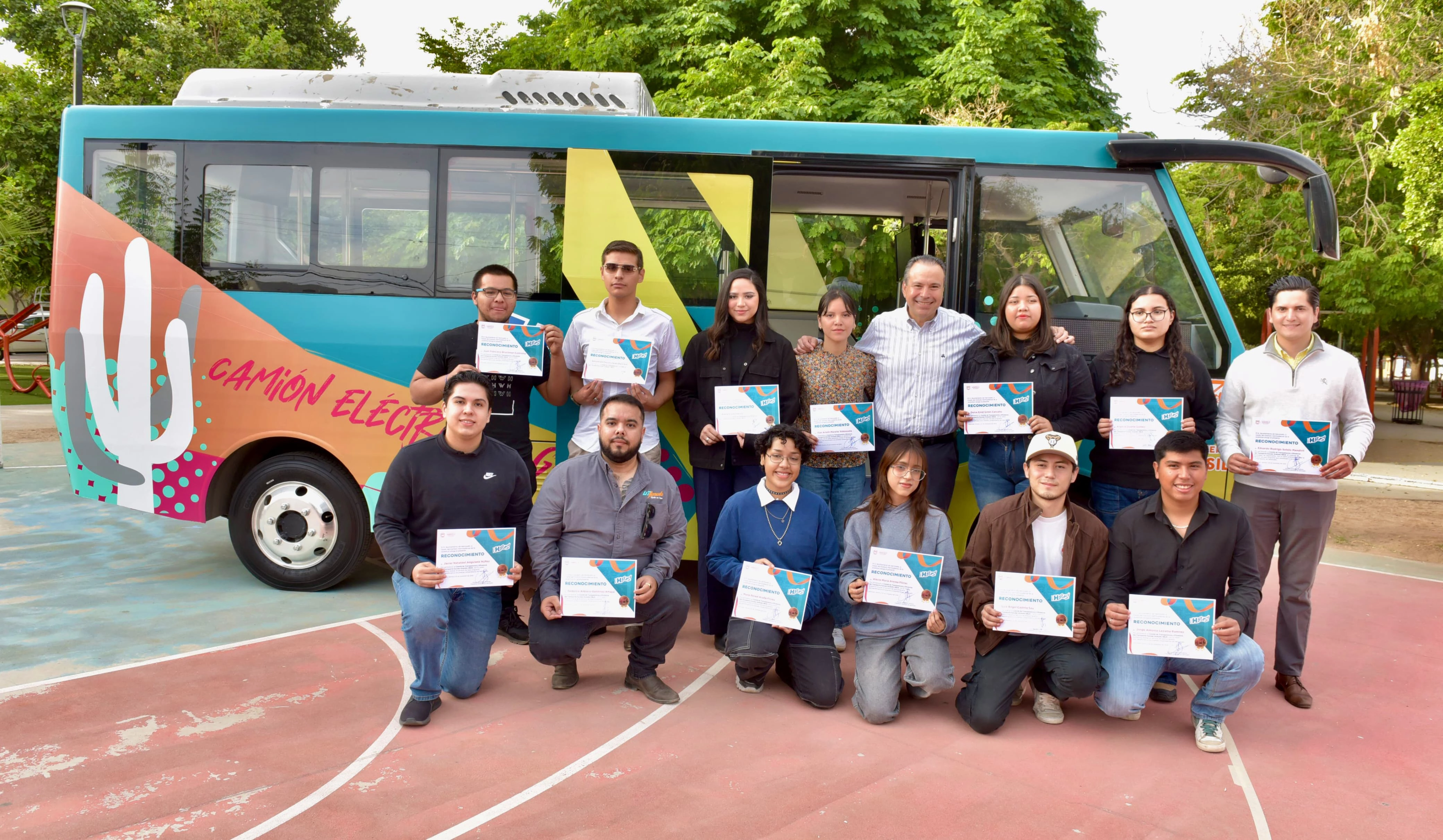 Cuidarán estudiantes uso correcto de HBus